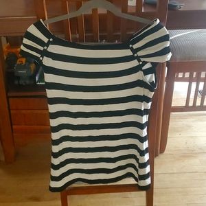 Over shoulder stripped top